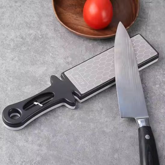Aiguiseur couteau pierre diamant plan travail gris