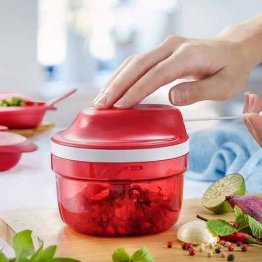 Hachoir rouge herbes ail preparation cuisine