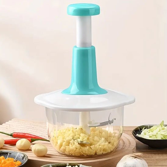 Hachoir turquoise ail piment table cuisine