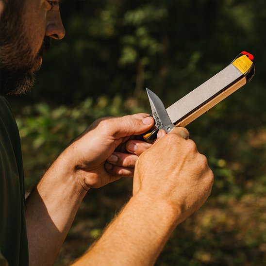 Pierre a aiguiser portable bushcraft entretien couteau foret